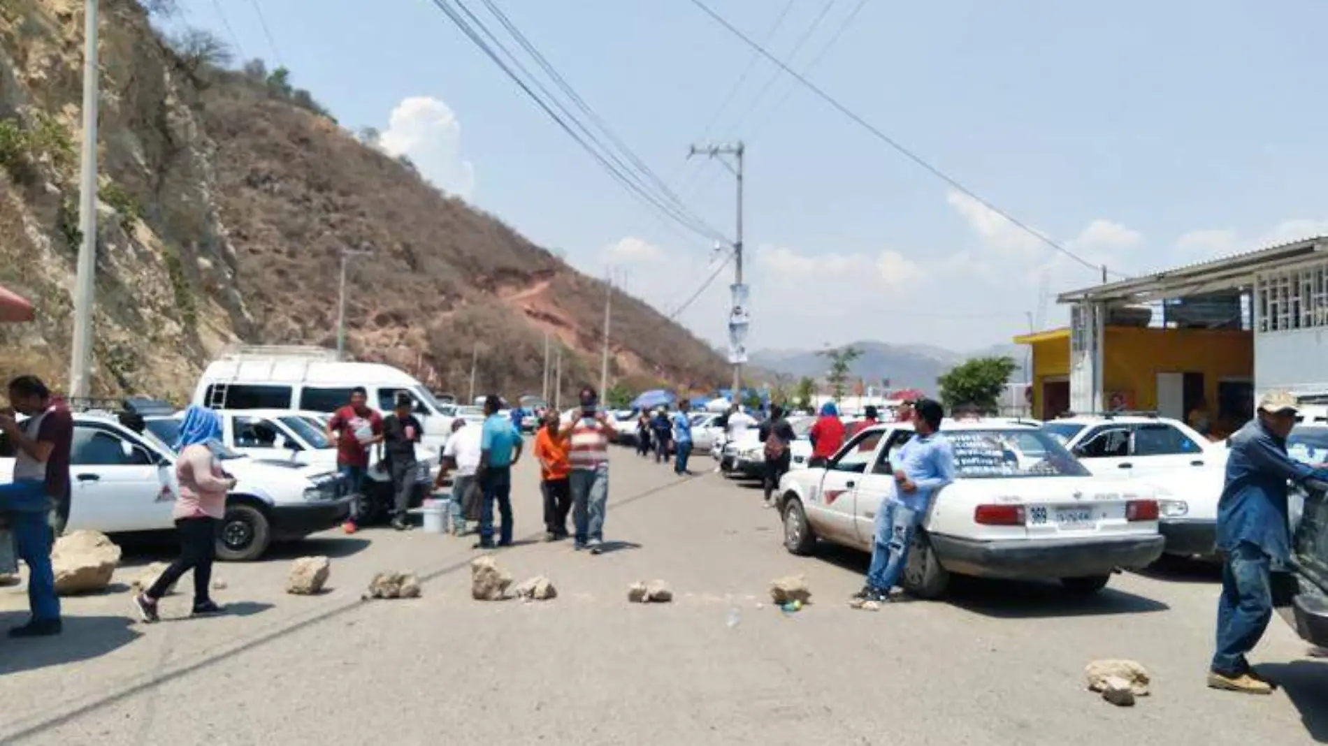 bloqueo carretera tlapa